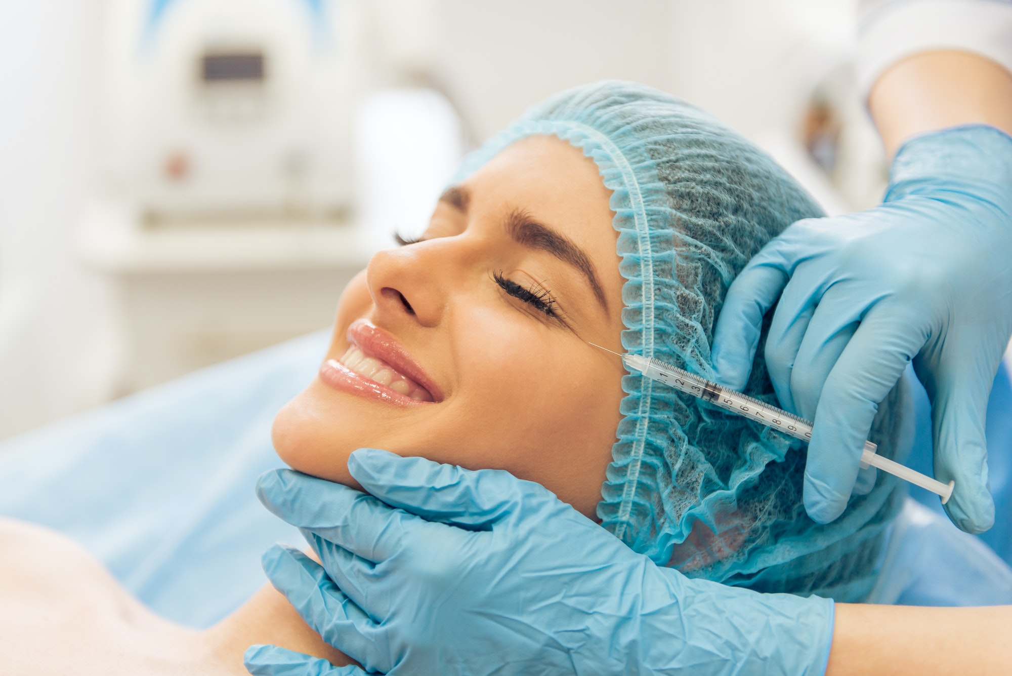 woman-at-the-plastic-surgeon